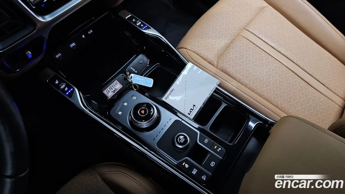 Kia Sorento — фото 9