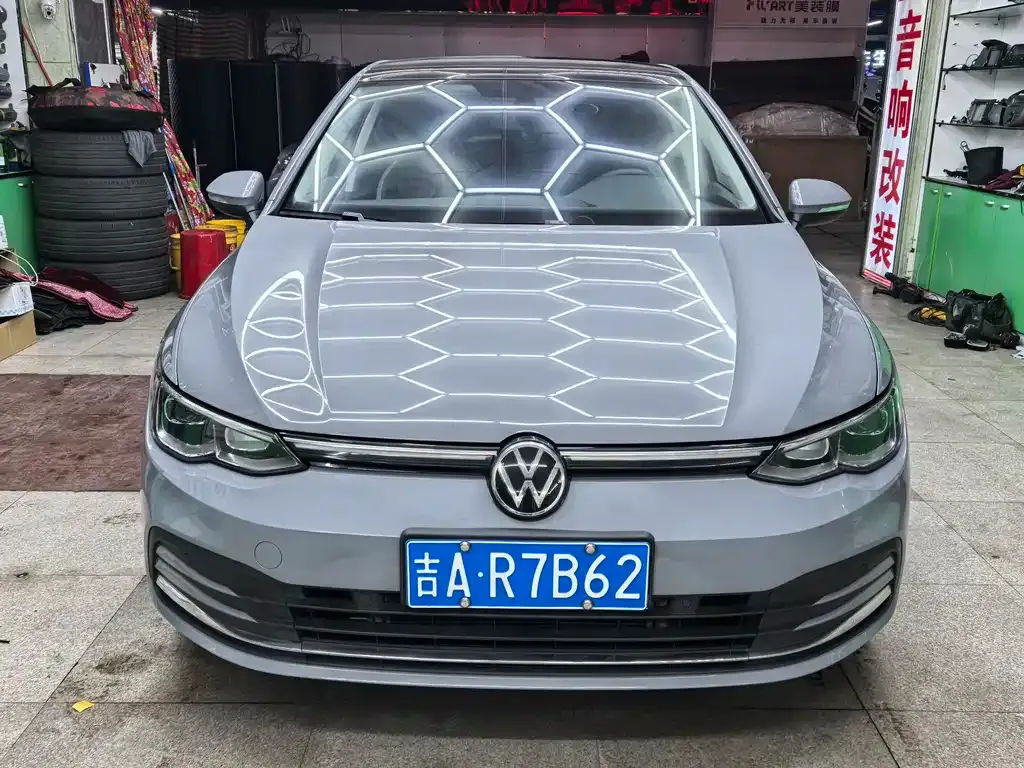 Volkswagen Golf 2022 из CN, фото 2