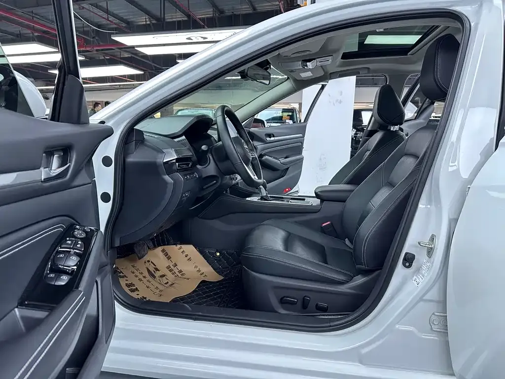 Nissan Teana 2024 из CN, фото 9