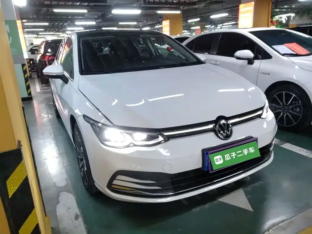Volkswagen Golf 2023 из CN, фото 8
