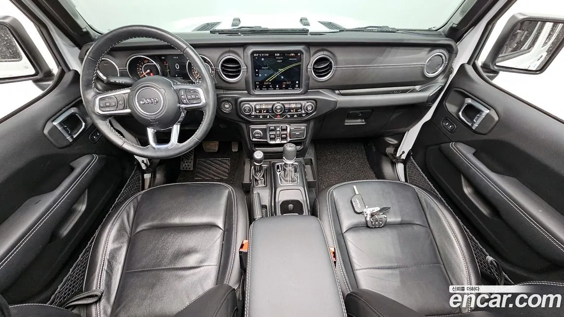 Jeep Wrangler — фото 9