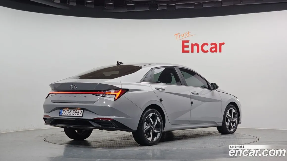 Hyundai AVANTE — фото 4