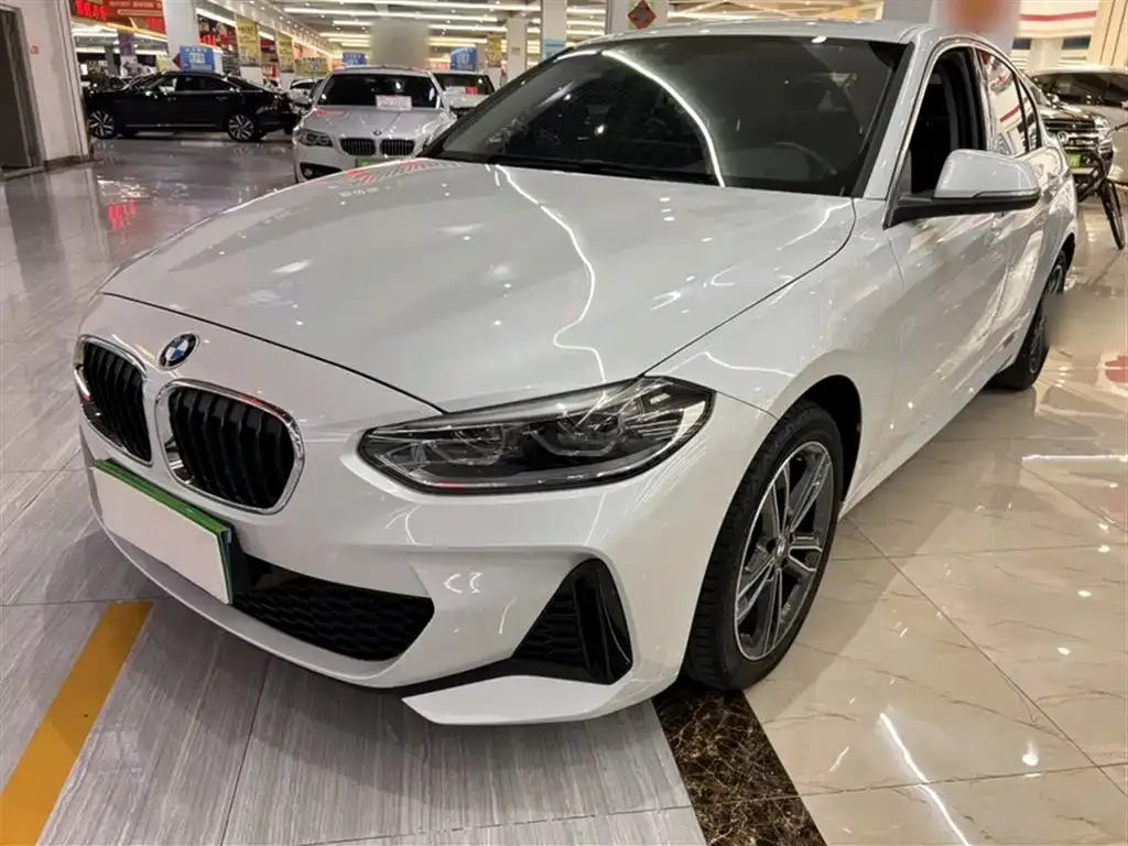 BMW 1 Series 2021 из CN, фото 2