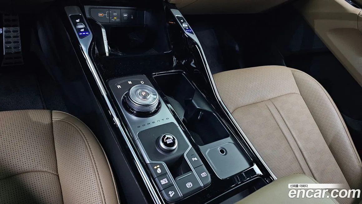 Kia Sorento — фото 9