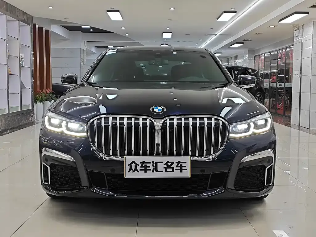 BMW 7 Series 2022 из CN, фото 3