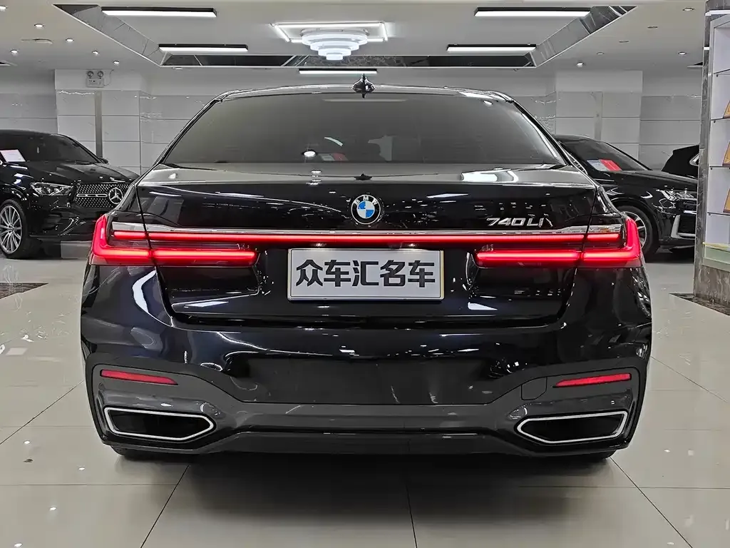 BMW 7 Series 2022 из CN, фото 8