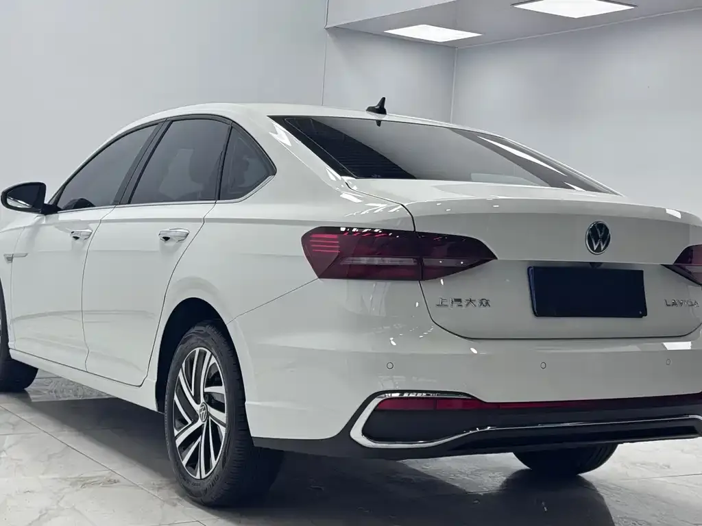Volkswagen Lavida 2023 из CN, фото 10