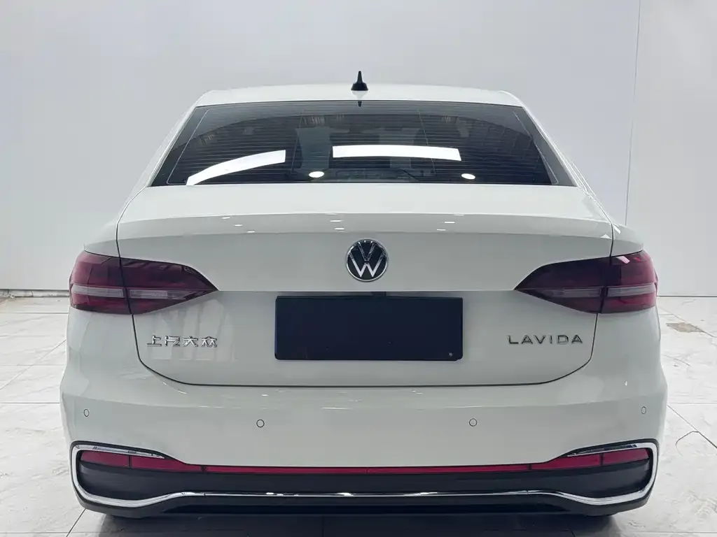 Volkswagen Lavida 2023 из CN, фото 3