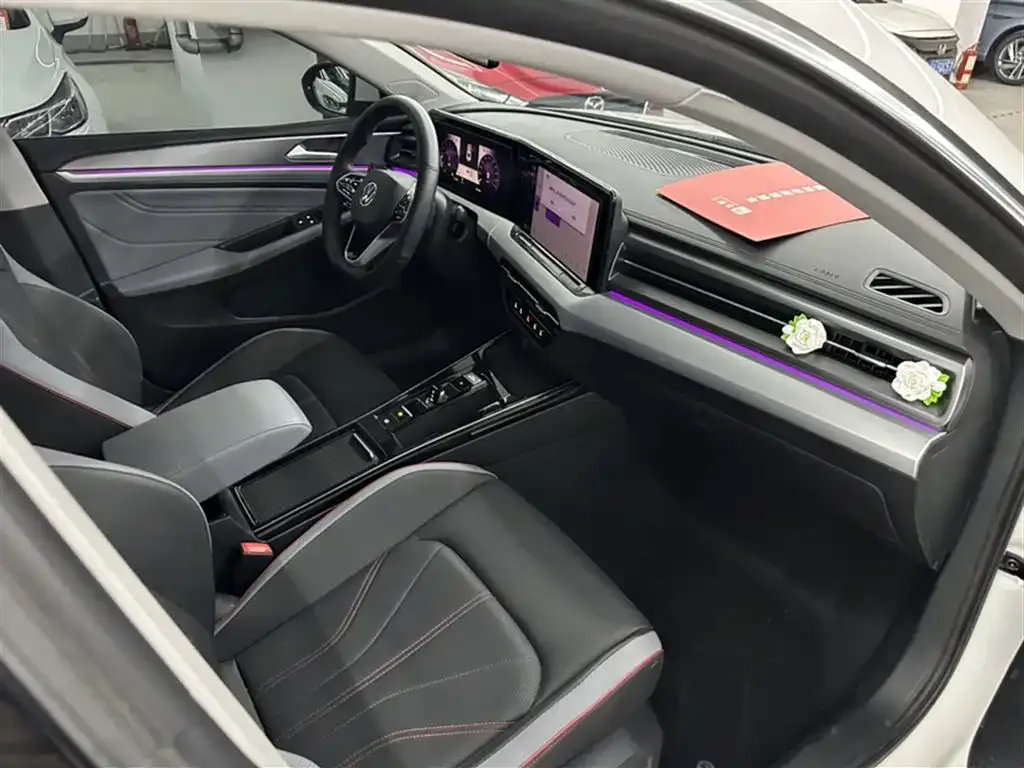 Volkswagen Lamando 2023 из CN, фото 7