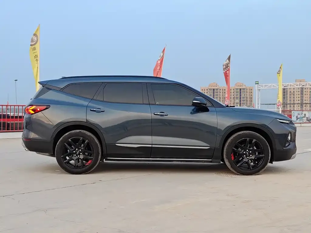 Chevrolet Blazer 2023 из CN, фото 4