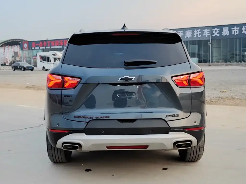 Chevrolet Blazer 2023 из CN, фото 6