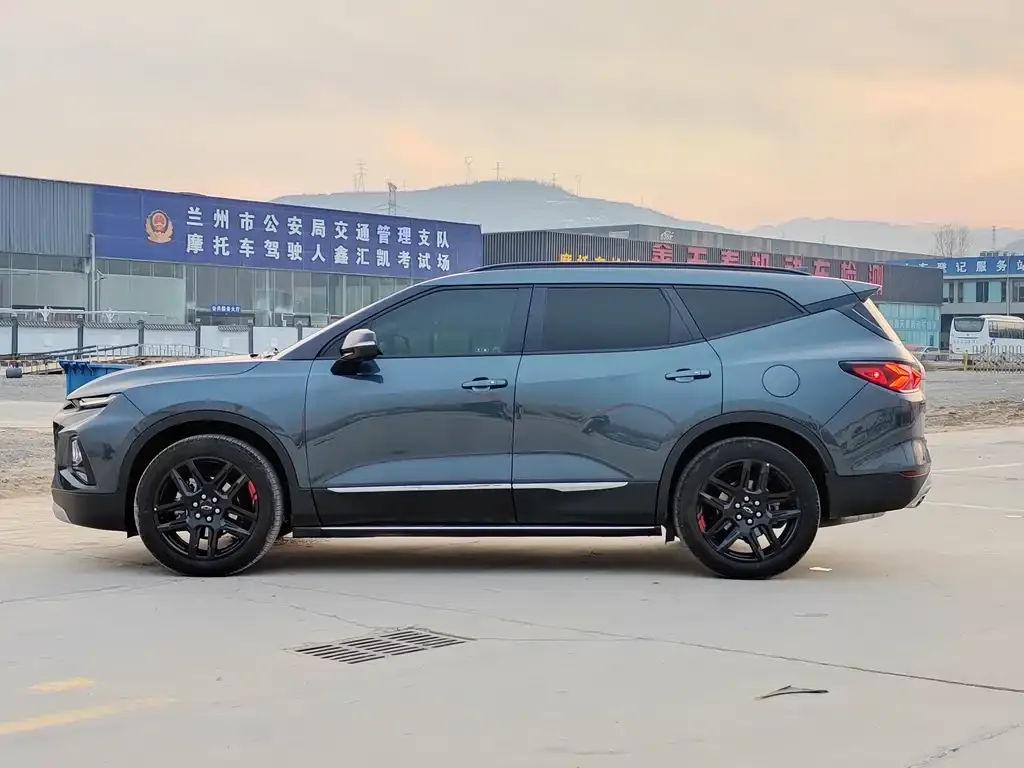 Chevrolet Blazer 2023 из CN, фото 8