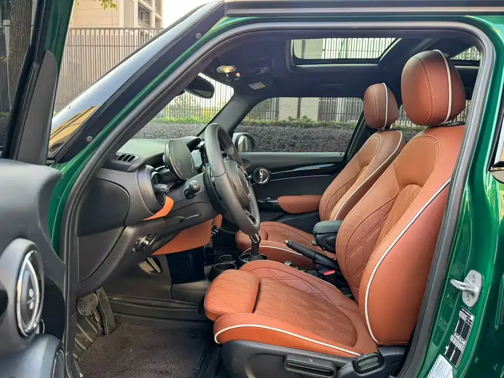 MINI Cooper (3-door) 2024 из CN, фото 8
