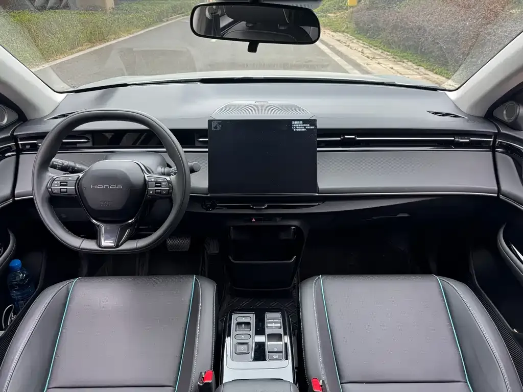Honda e:NP2 2025 из CN, фото 2