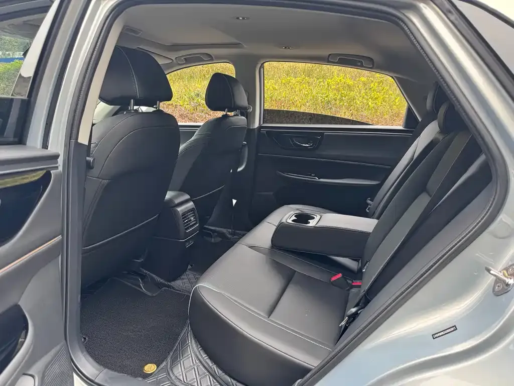 Honda e:NP2 2025 из CN, фото 3