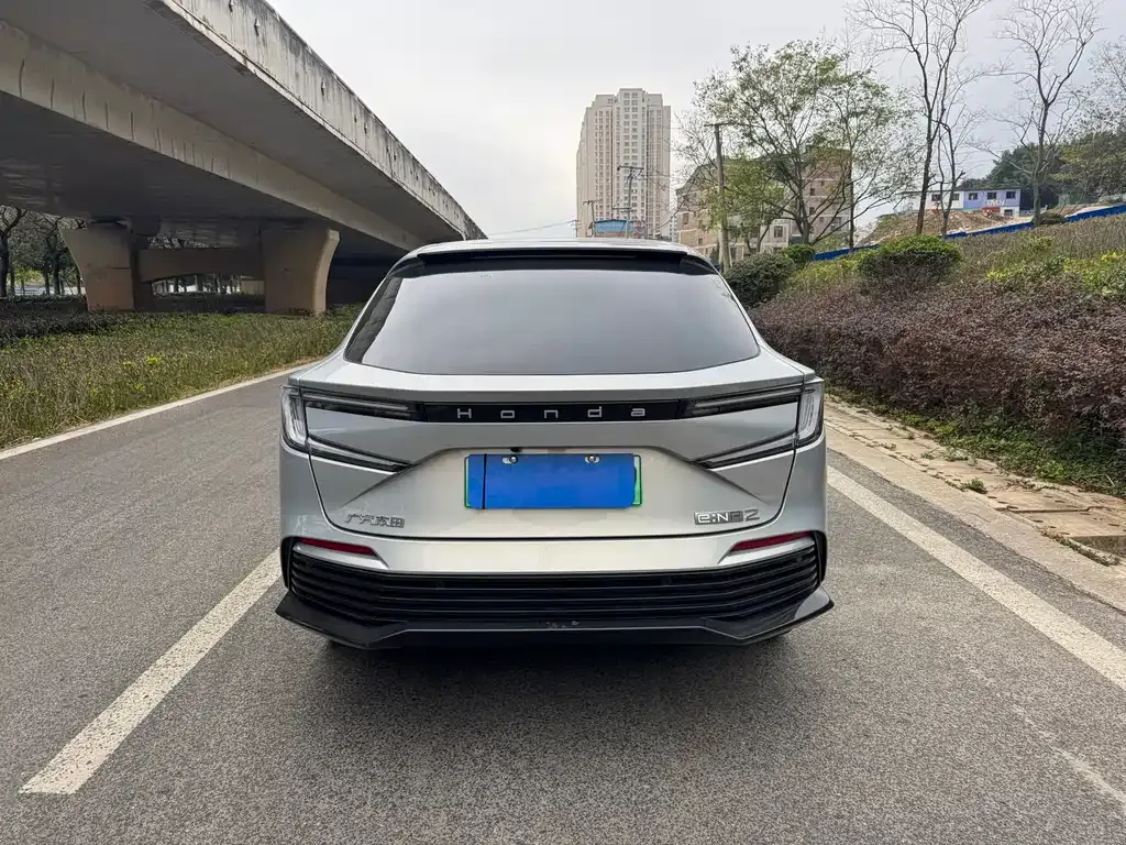 Honda e:NP2 2025 из CN, фото 4