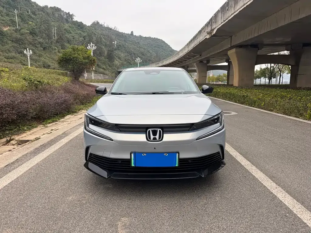 Honda e:NP2 2025 из CN, фото 7