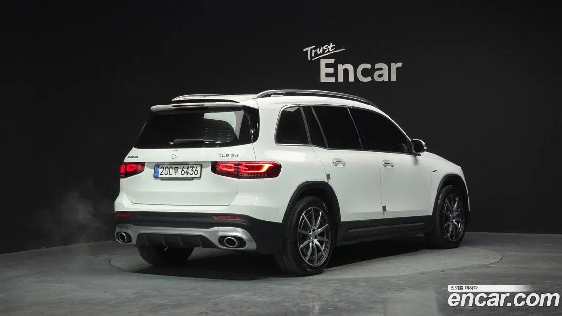 Mercedes-Benz GLB-Class — фото 6
