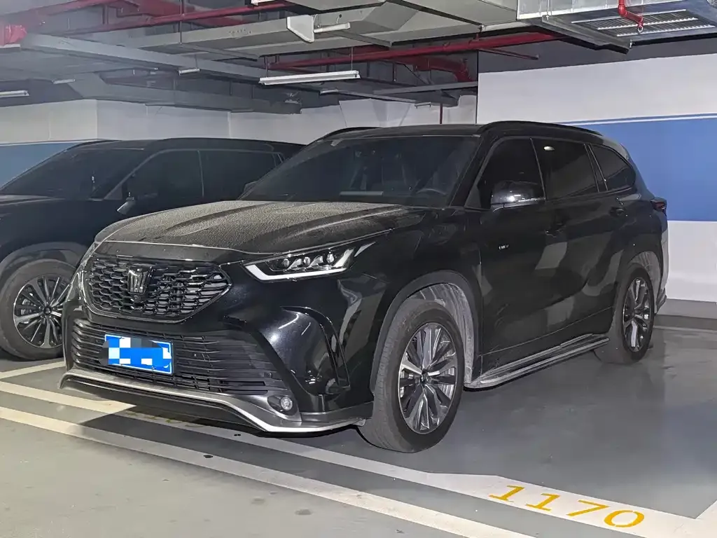 Toyota Crown Kluger 2025 из CN, фото 1