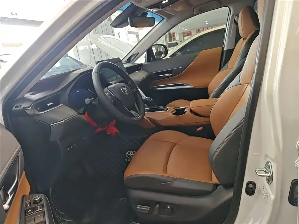 Toyota Venza 2024 из CN, фото 6