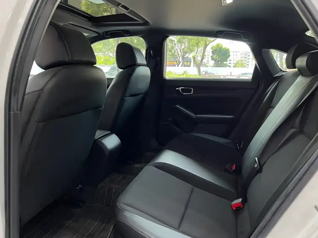 Honda Civic 2023 из CN, фото 9
