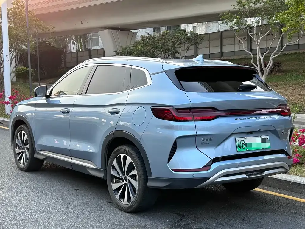 BYD PLUS New Energy — фото 2