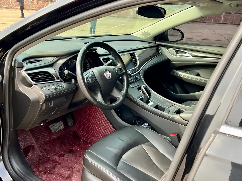 Buick LaCrosse 2022 из CN, фото 2
