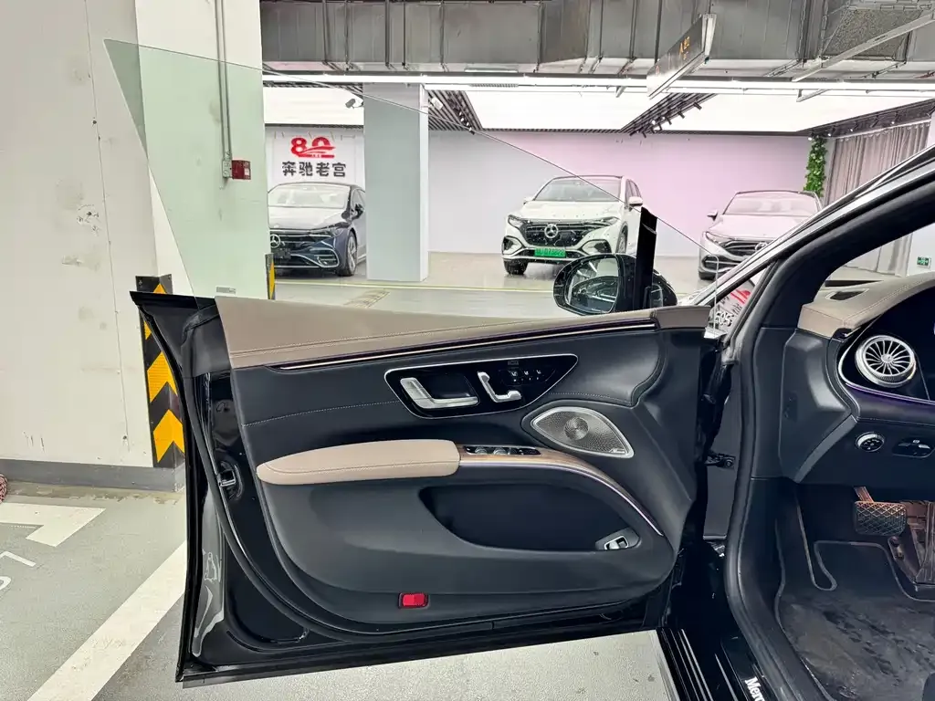 Mercedes-Benz EQS 2023 из CN, фото 10
