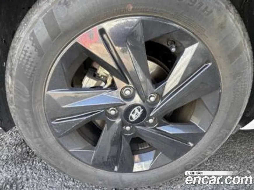 Hyundai AVANTE 2021 из KR, фото 3