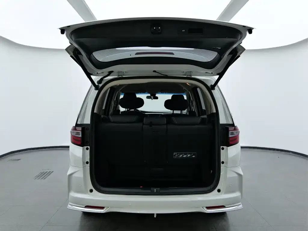 Honda Odyssey — фото 10