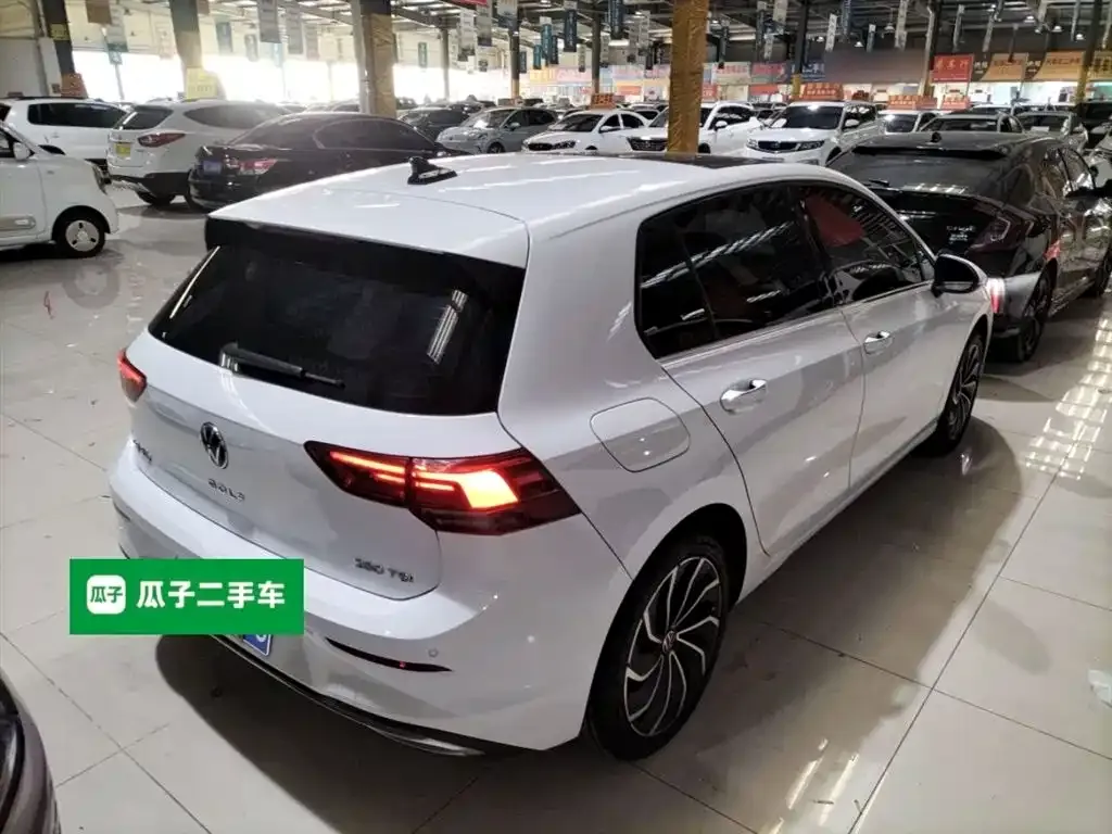 Volkswagen Golf 2021 из CN, фото 3
