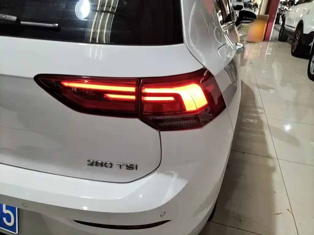 Volkswagen Golf 2021 из CN, фото 9