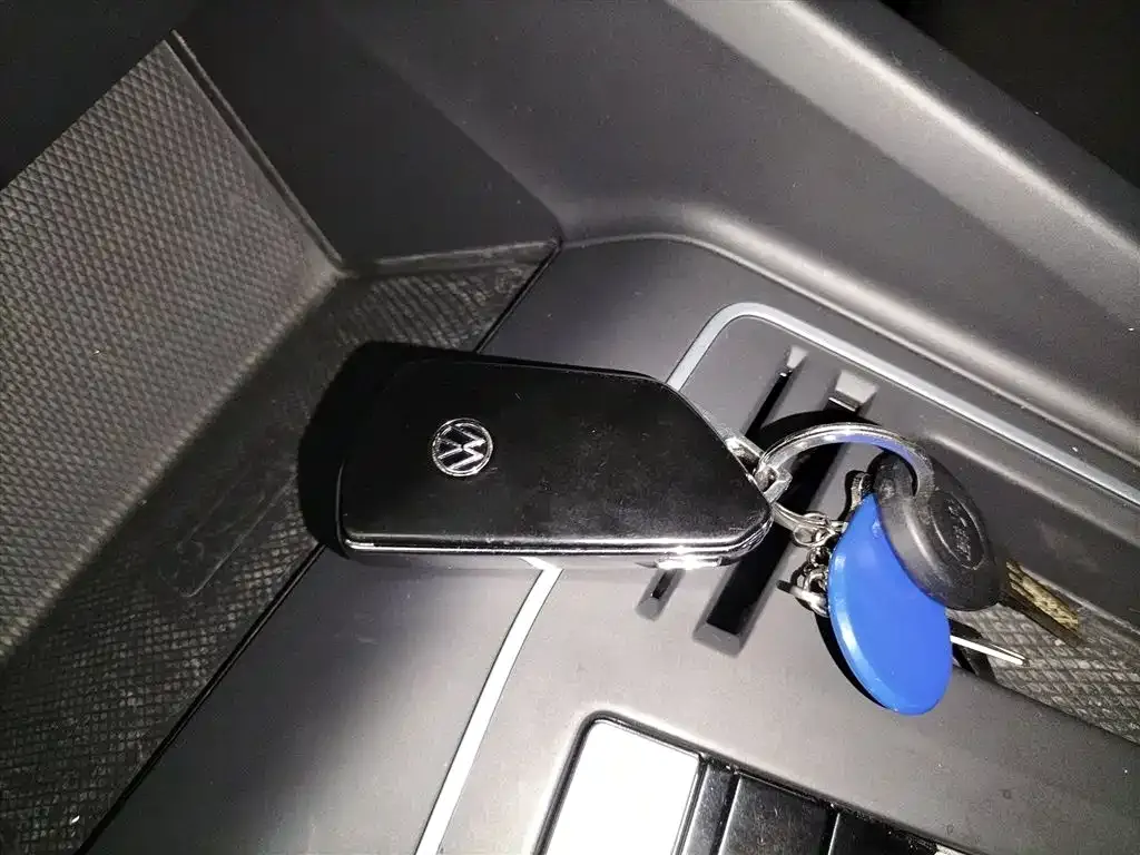 Volkswagen Golf 2021 из CN, фото 8
