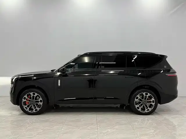 Lynk & Co 900 2025 из CN, фото 8