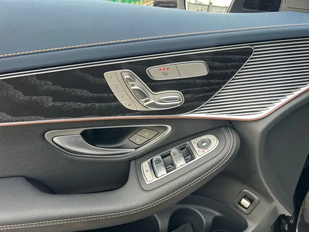 Mercedes-Benz EQC 2022 из CN, фото 5