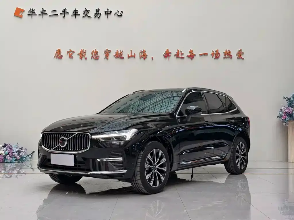 Volvo XC60 2024 из CN, фото 1