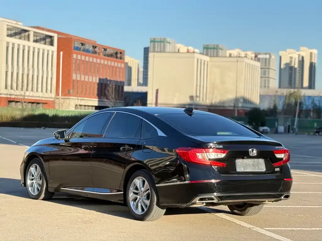 Honda Accord 2021 из CN, фото 9