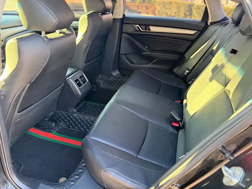 Honda Accord 2021 из CN, фото 6