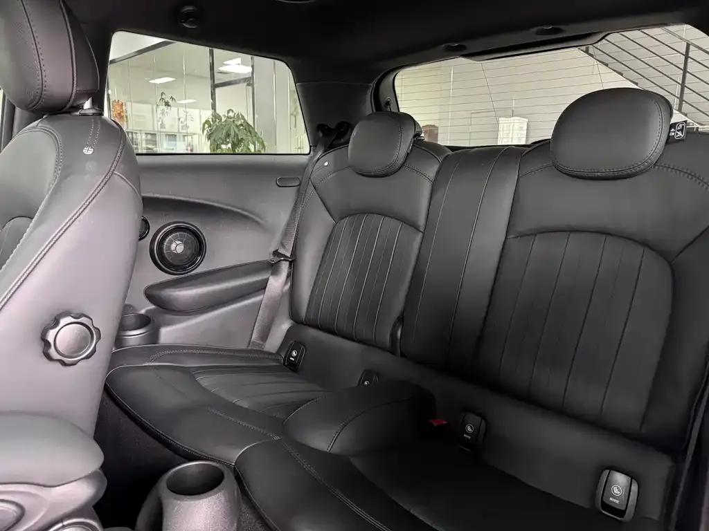MINI Countryman JCW 2023 из CN, фото 8