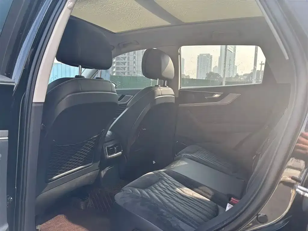 Hongqi HS5 2022 из CN, фото 3