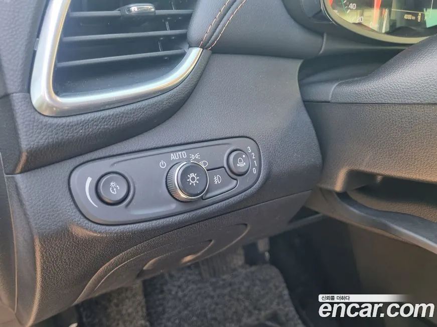 Chevrolet (GM Daewoo) Trax 2022 из KR, фото 2