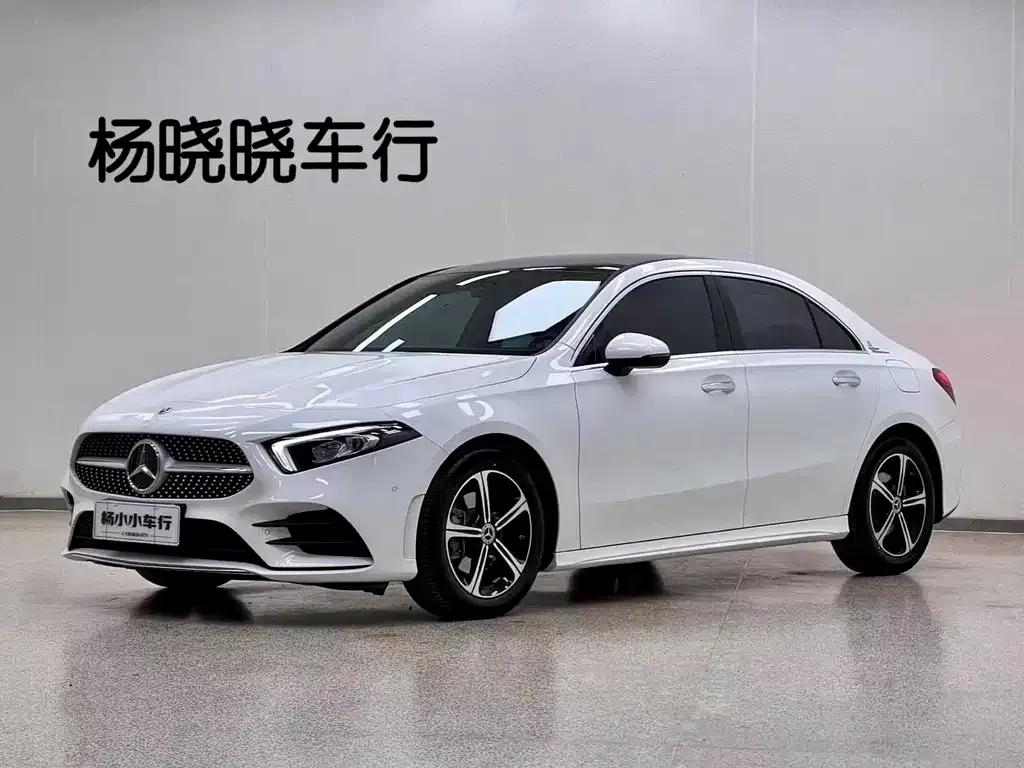 Mercedes-Benz A-Class 2023 из CN, фото 1