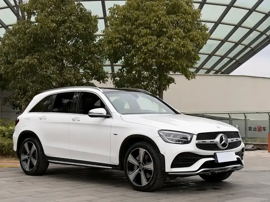 Mercedes-Benz GLC — фото 3