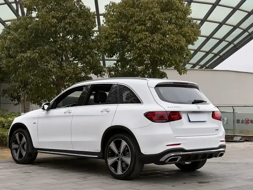 Mercedes-Benz GLC — фото 4