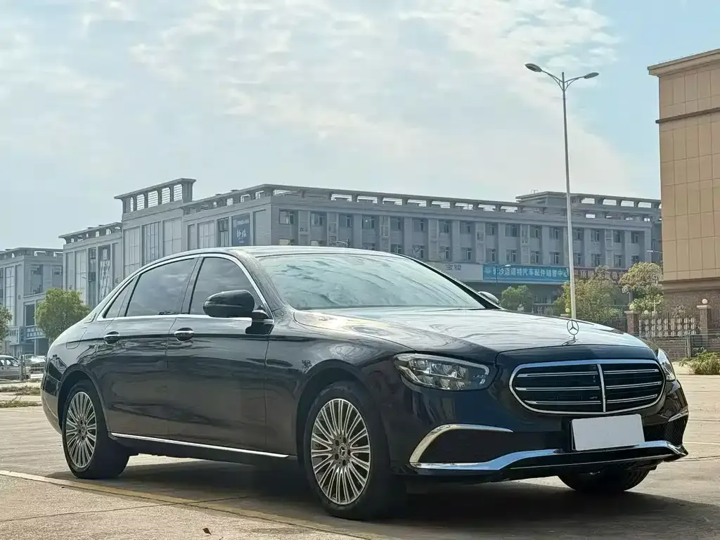 Mercedes-Benz E-Class 2023 из CN, фото 9