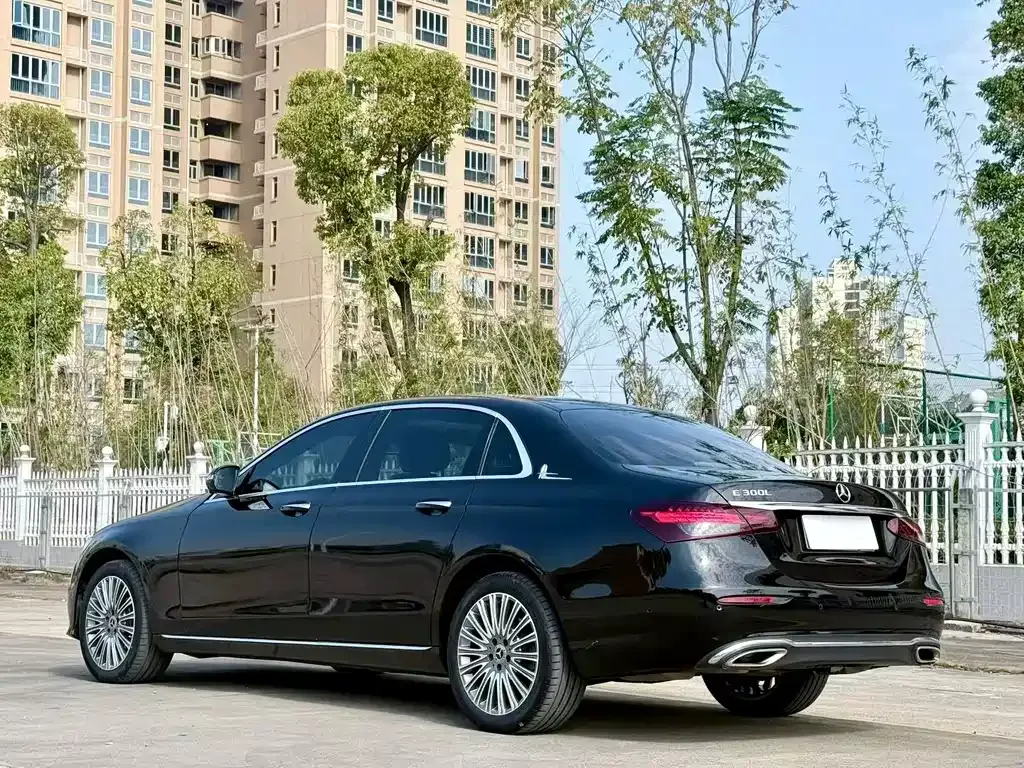 Mercedes-Benz E-Class 2023 из CN, фото 6