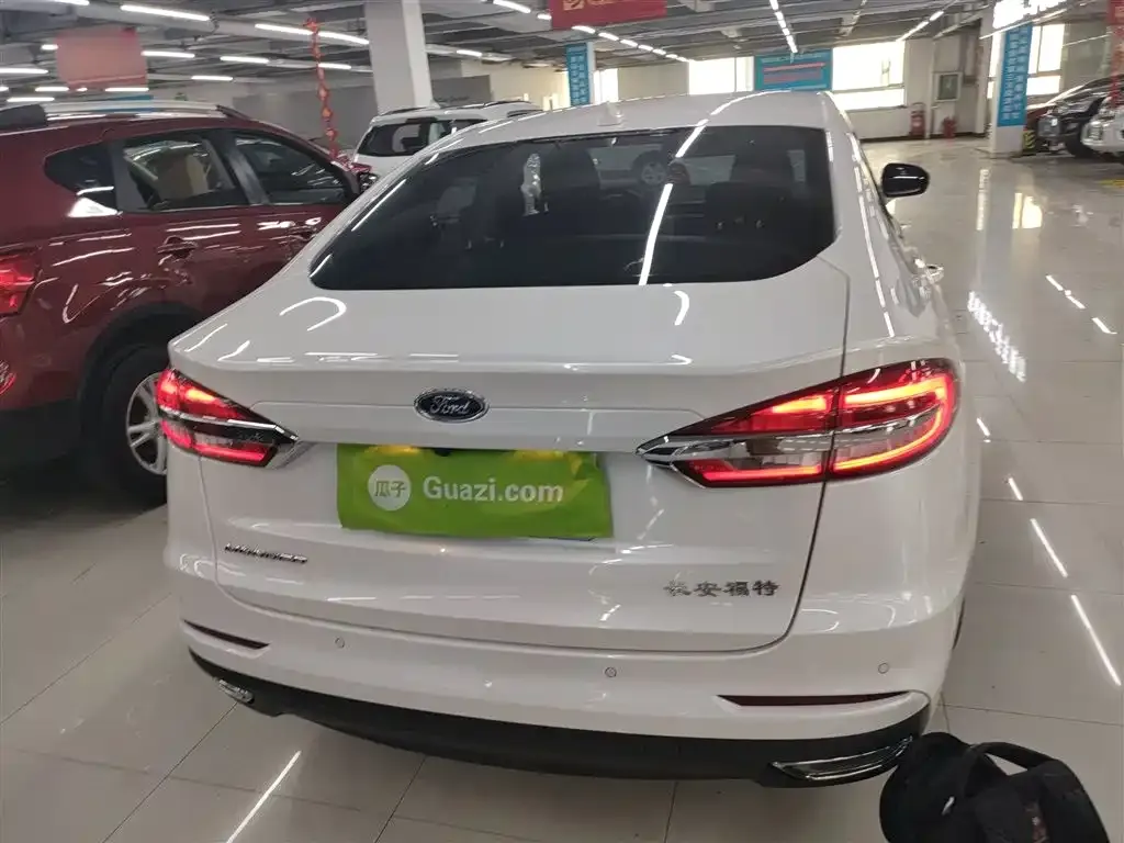 Ford Mondeo 2022 из CN, фото 3