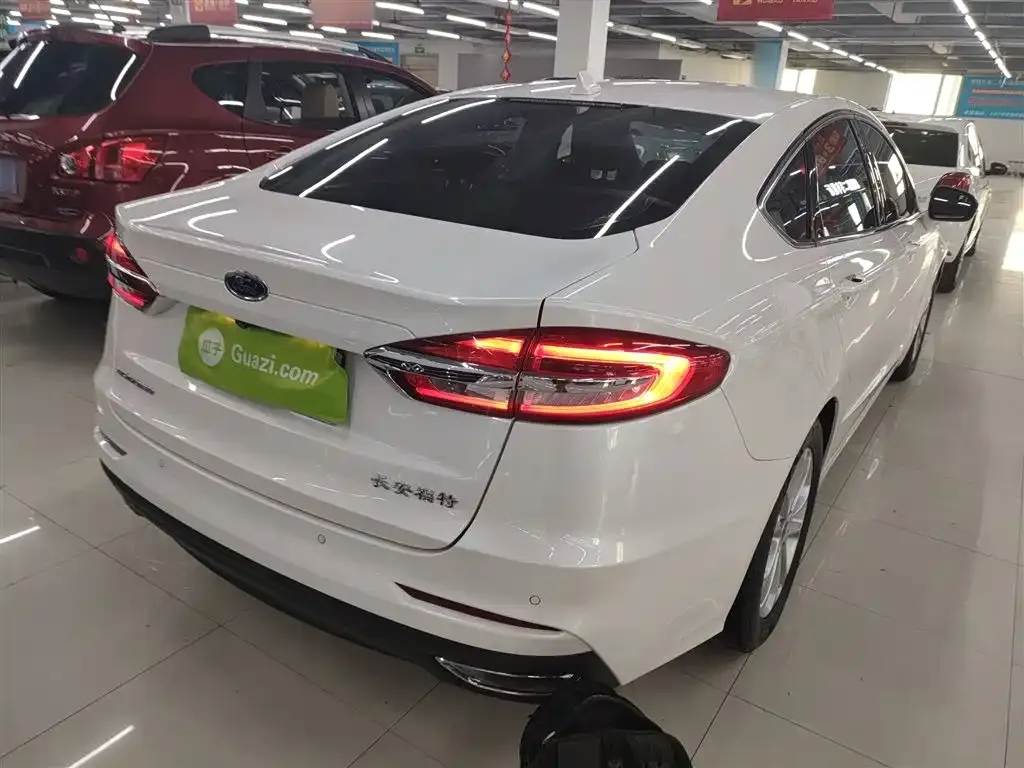 Ford Mondeo 2022 из CN, фото 6