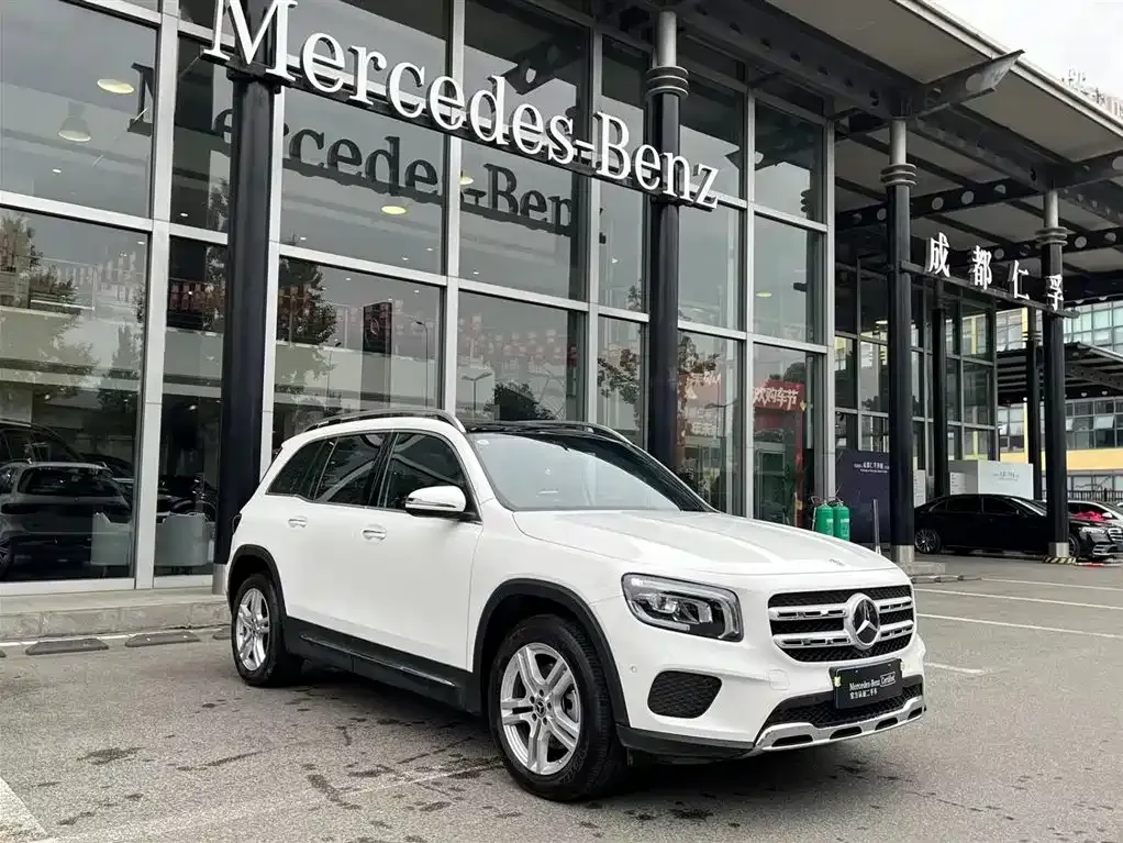 Mercedes-Benz GLB — фото 7