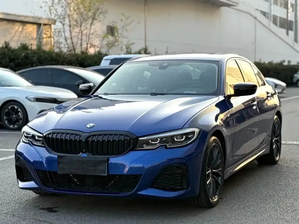 BMW 3 Series 2021 из CN, фото 1